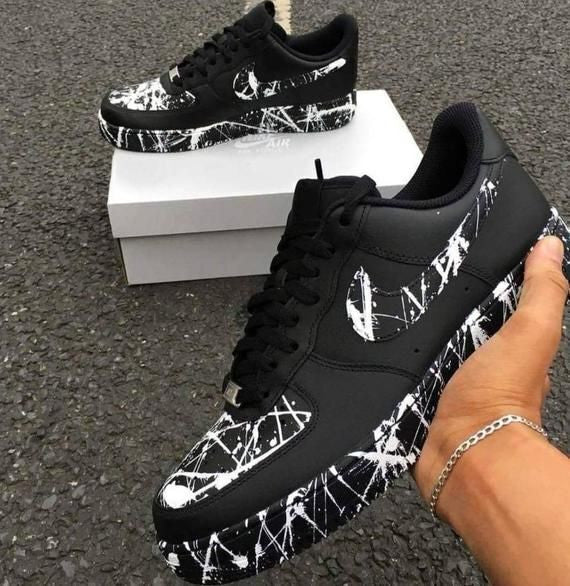 Custom Sneaker Black White Line Splatter