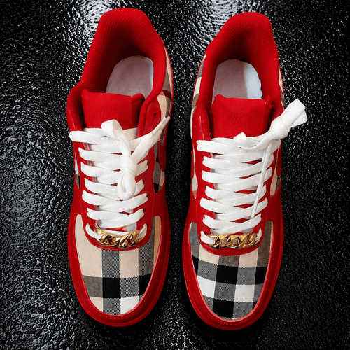 Custom Sneaker Red Caro BBR