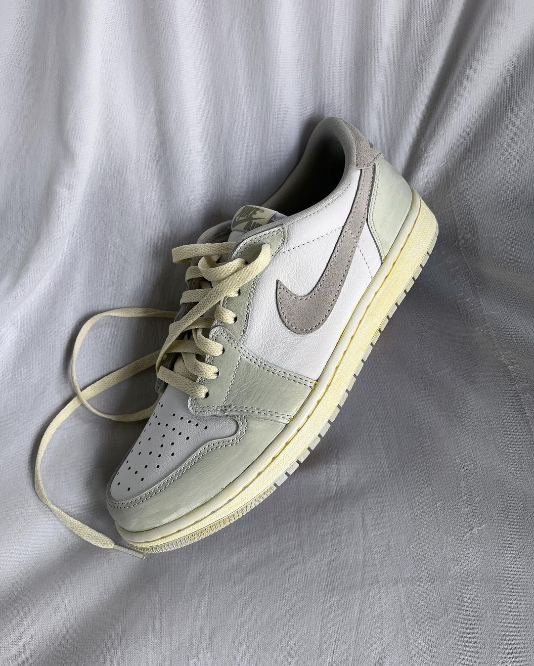 Classical  Light Cyan Gray White Custom Air Force 1